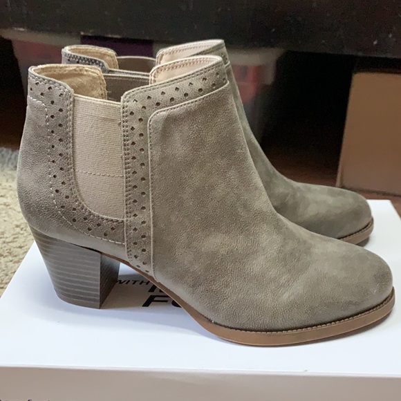 Booties - Picture 3 of 6